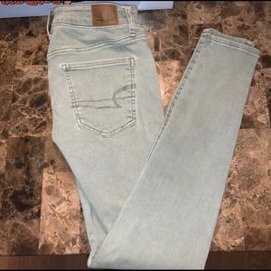 American Eagle high rise jeans size 4